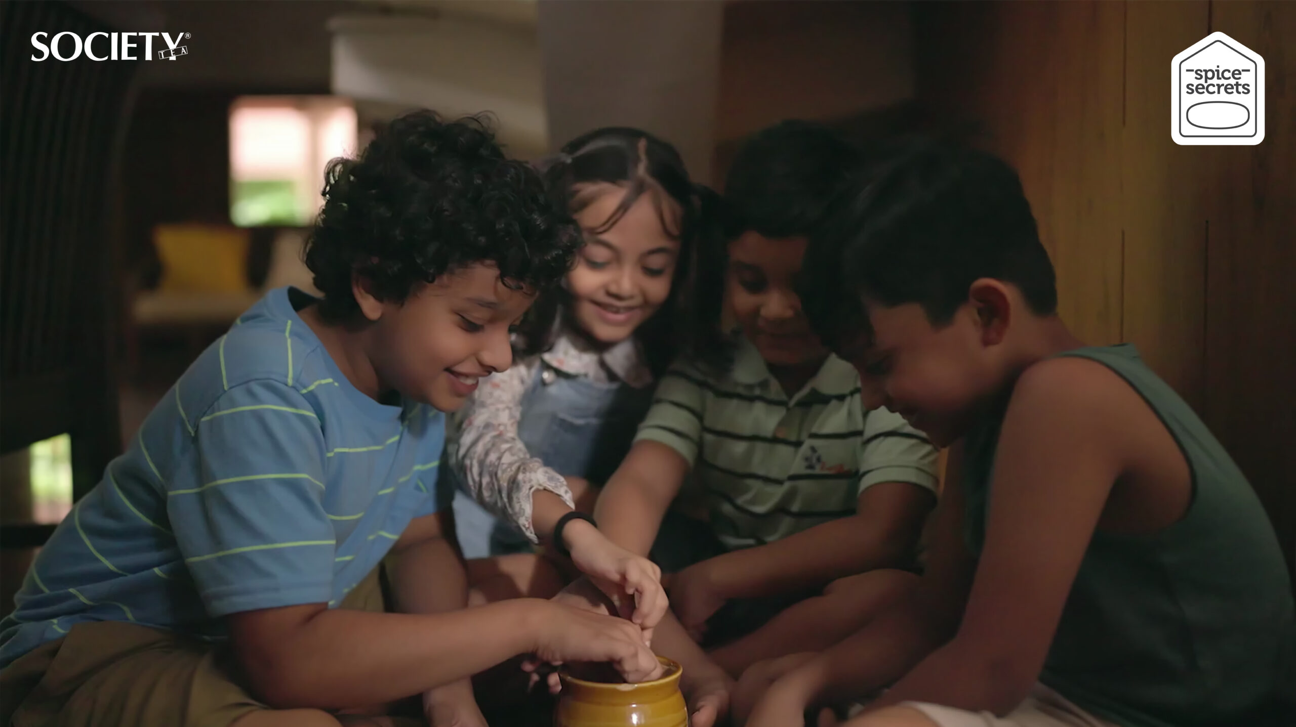 Society Tea Unveils New TVC for Spice Secrets: "Guzre Dinon Ko Thoda Sa Chakh Lo"