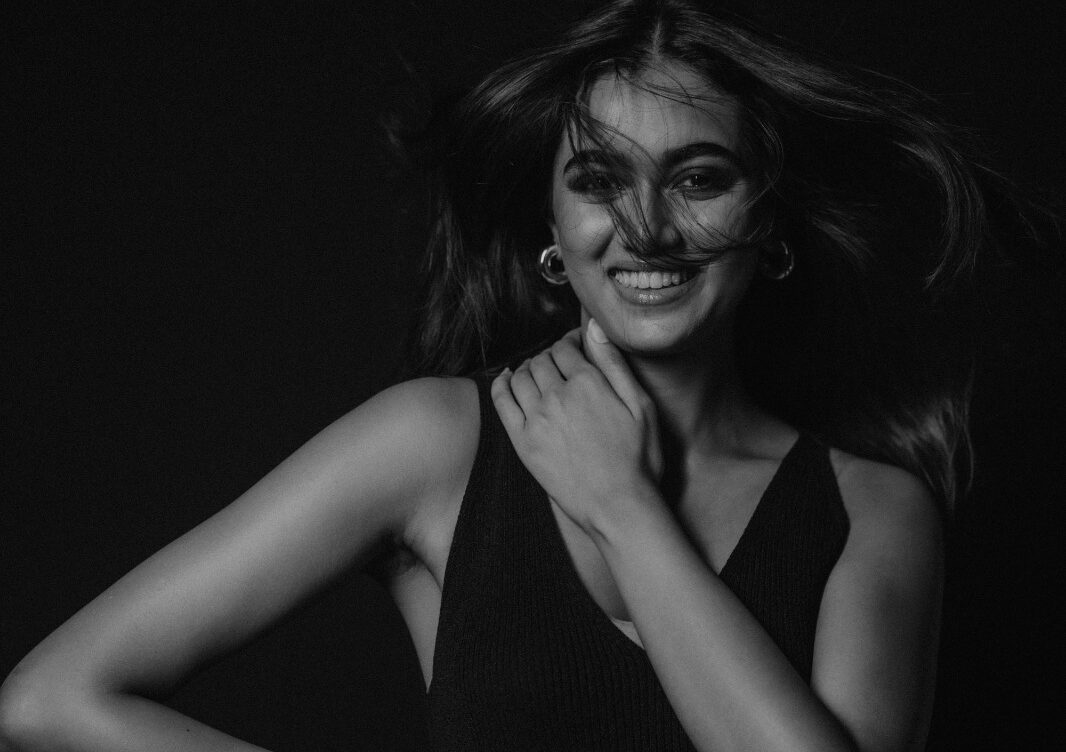 What Makes a Fashionista in 2025 – Insights from Sweezal Furtado