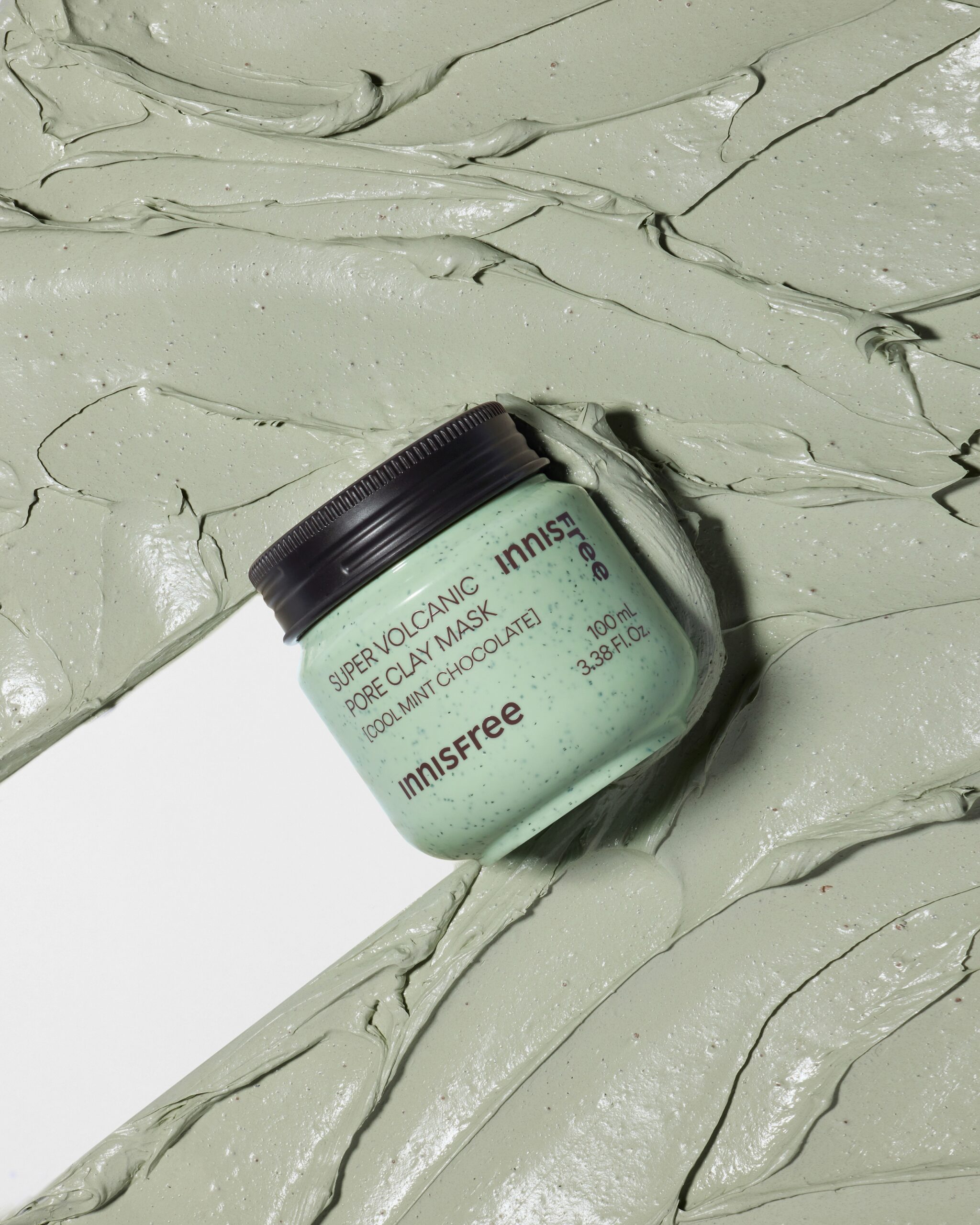 Innisfree Unveils Limited-Edition Mint Chocolate Variant of Its Iconic Super Volcanic Pore Clay Mask